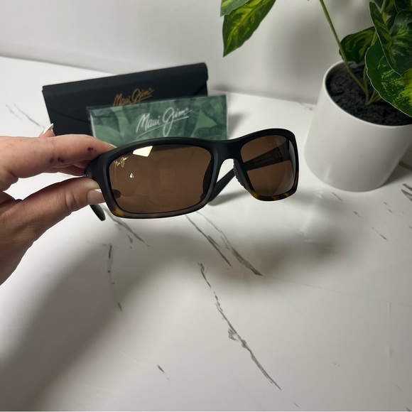 Maui Jim Kanaio Coast Men’s Matte Tortoise Ombré Sunglasses NEW - Picture 5 of 8
